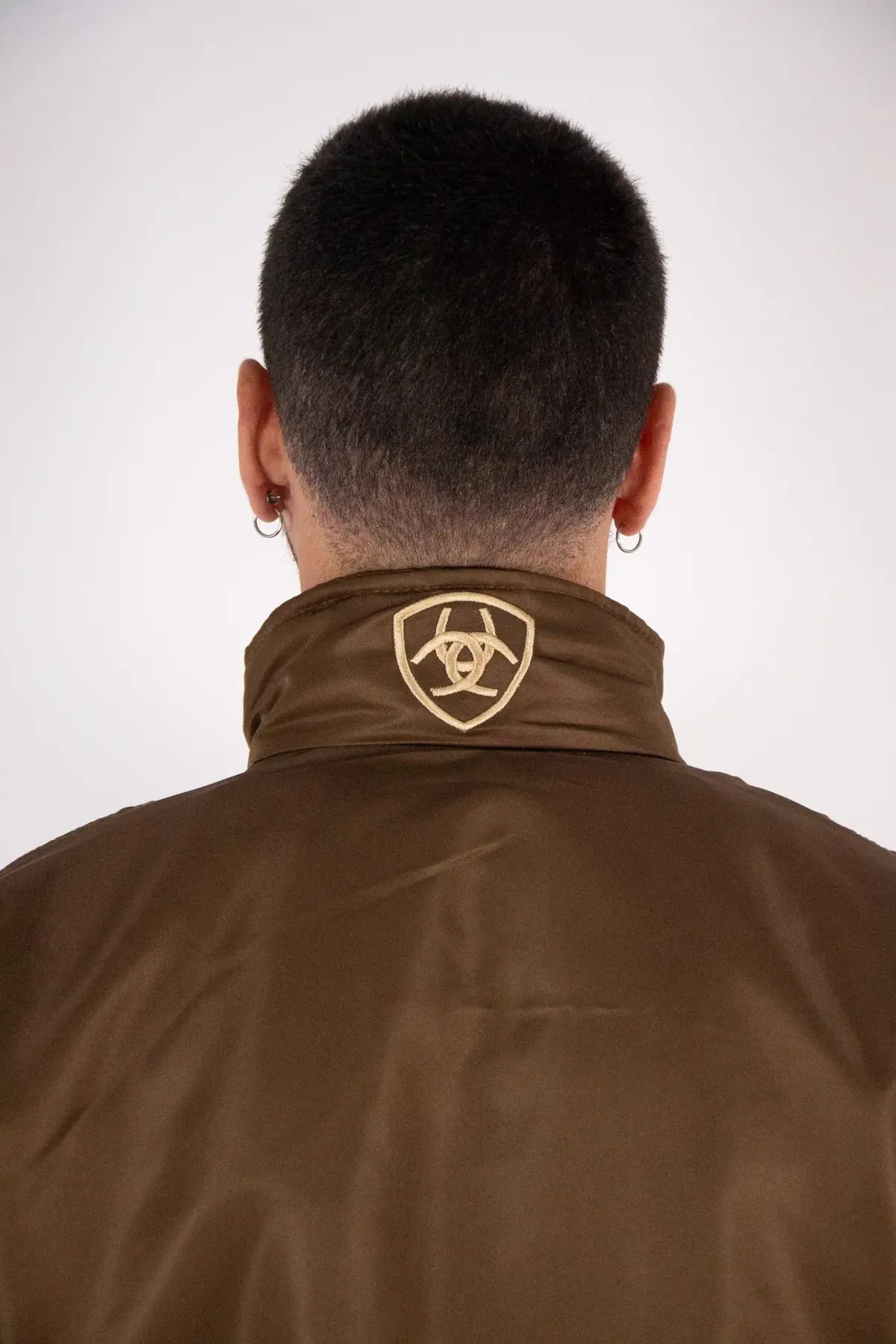 Jaqueta Masculina Ariat Nylon Bordado Marrom